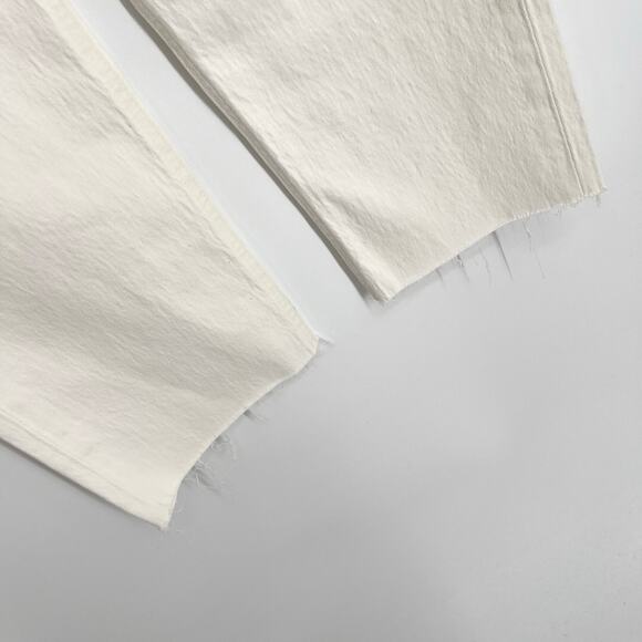 GAP NWT Cheeky Straight High Rise Raw Hem Jeans Distressed Sz 31\12R White - Picture 4 of 12